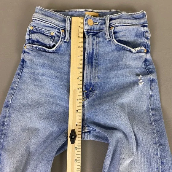 MOTHER High Waisted Rider Skimp Jeans Women's Size 25 Blue Distressed *Flaw Spot - Picture 9 of 16